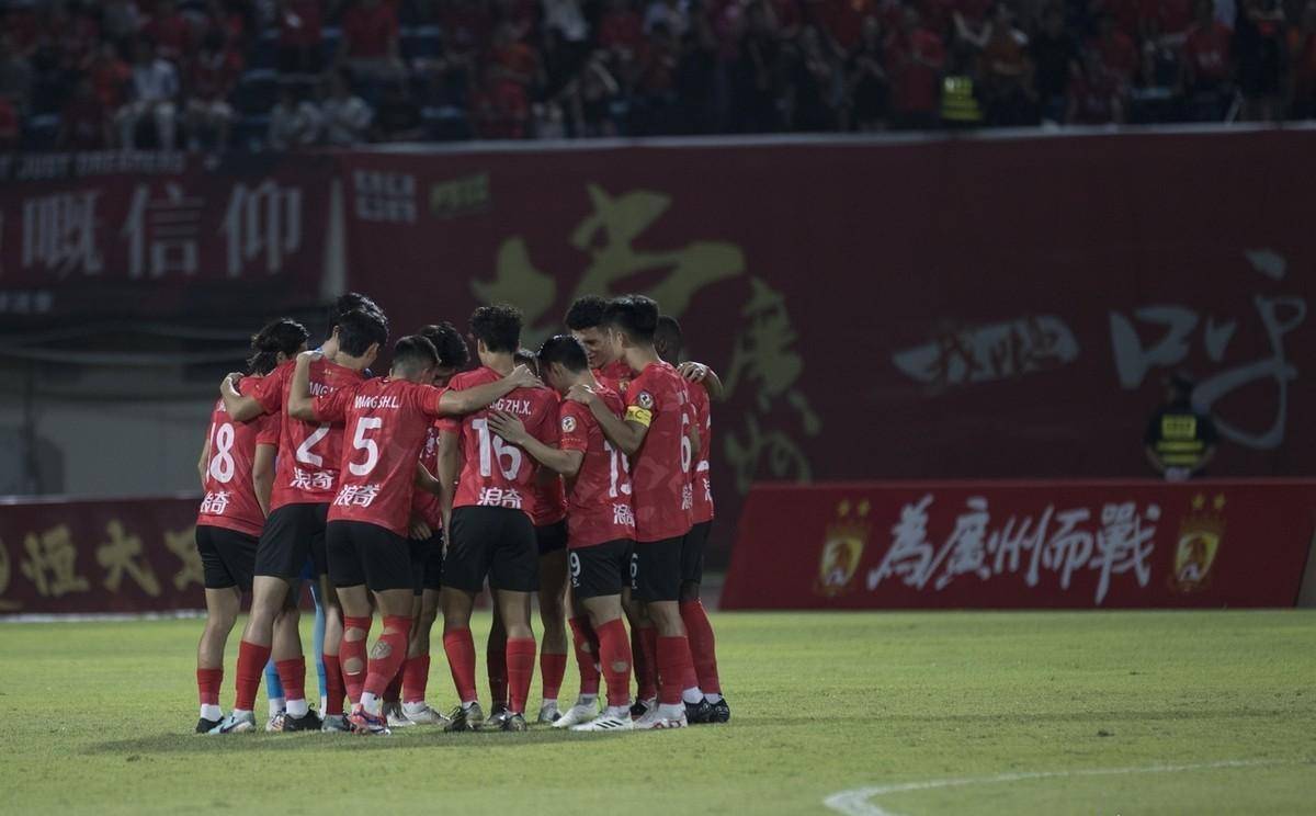 挑战极限！中国足球联赛球队的突破之路的简单介绍