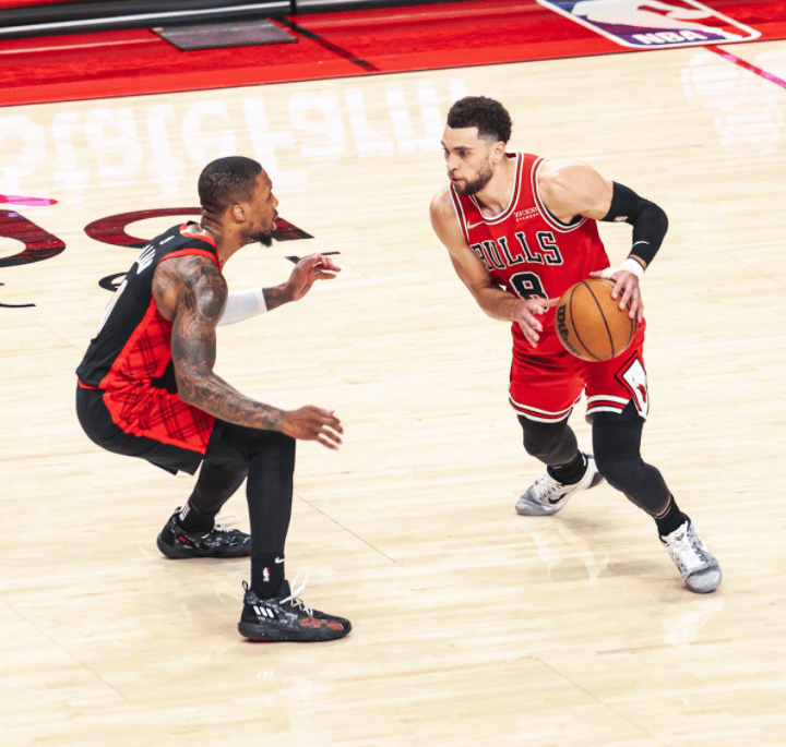 山东队逆转吉林队,利拉德状态火热 山东队逆转吉林队,利拉德状态火热