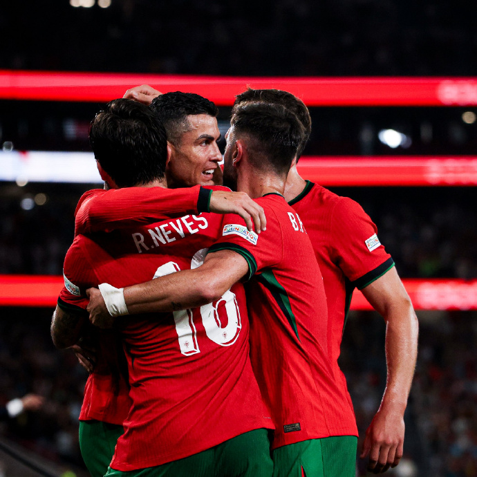 葡萄牙队绝杀日本队,奥恰洛夫关键制胜 葡萄牙队绝杀日本队,奥恰洛夫关键制胜