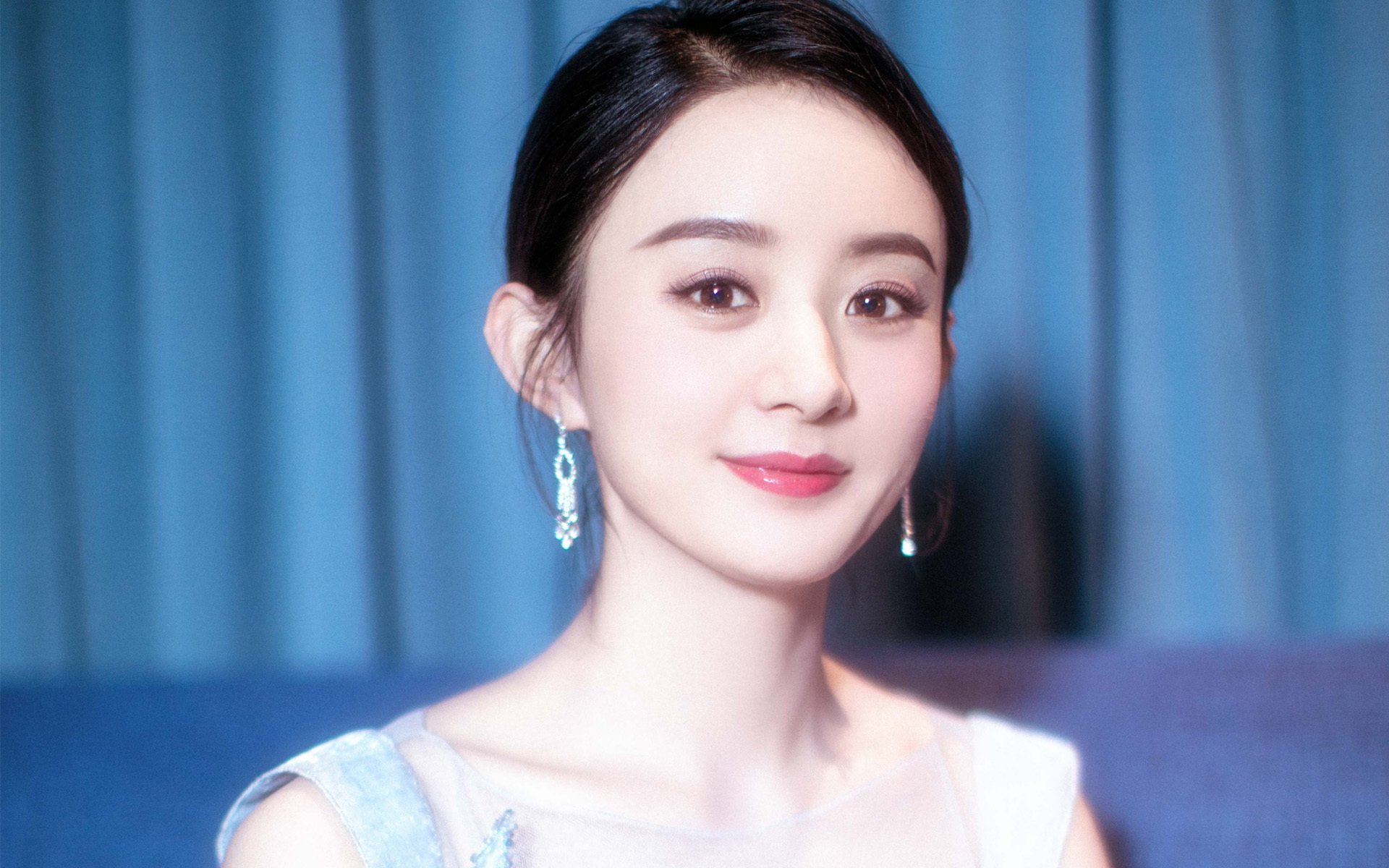 蓝月之刃撕裂夜幕,阿圭罗攻防无解统治年度焦点之战