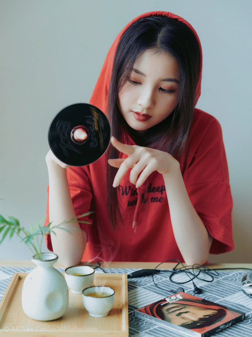 非洲雄鹰展翅伯纳乌！尼日利亚一波流带走皇家社会，赖斯化身孤胆英雄